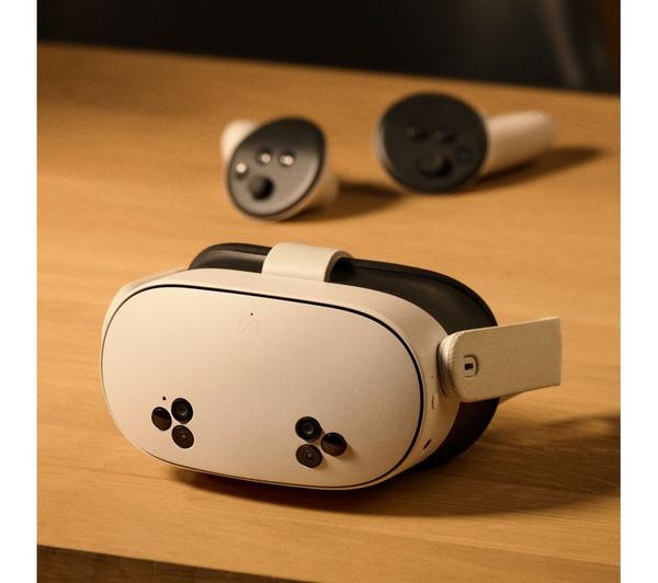 META Meta Quest 3S Virtual Reality Headset & Controllers - 128 GB image number 12 of 16